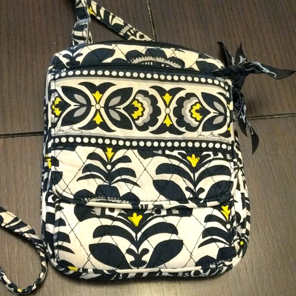 Vera Bradley Cross Body